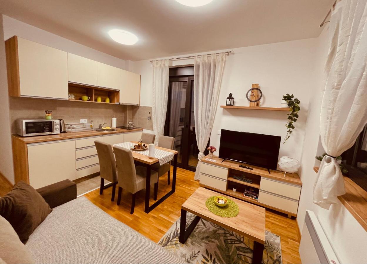 Lux Apartmani Vojinovic Златибор Екстериор снимка
